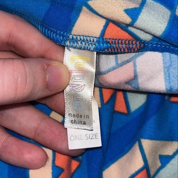 🌸 - Lularoe leggings - Picture 2 of 2